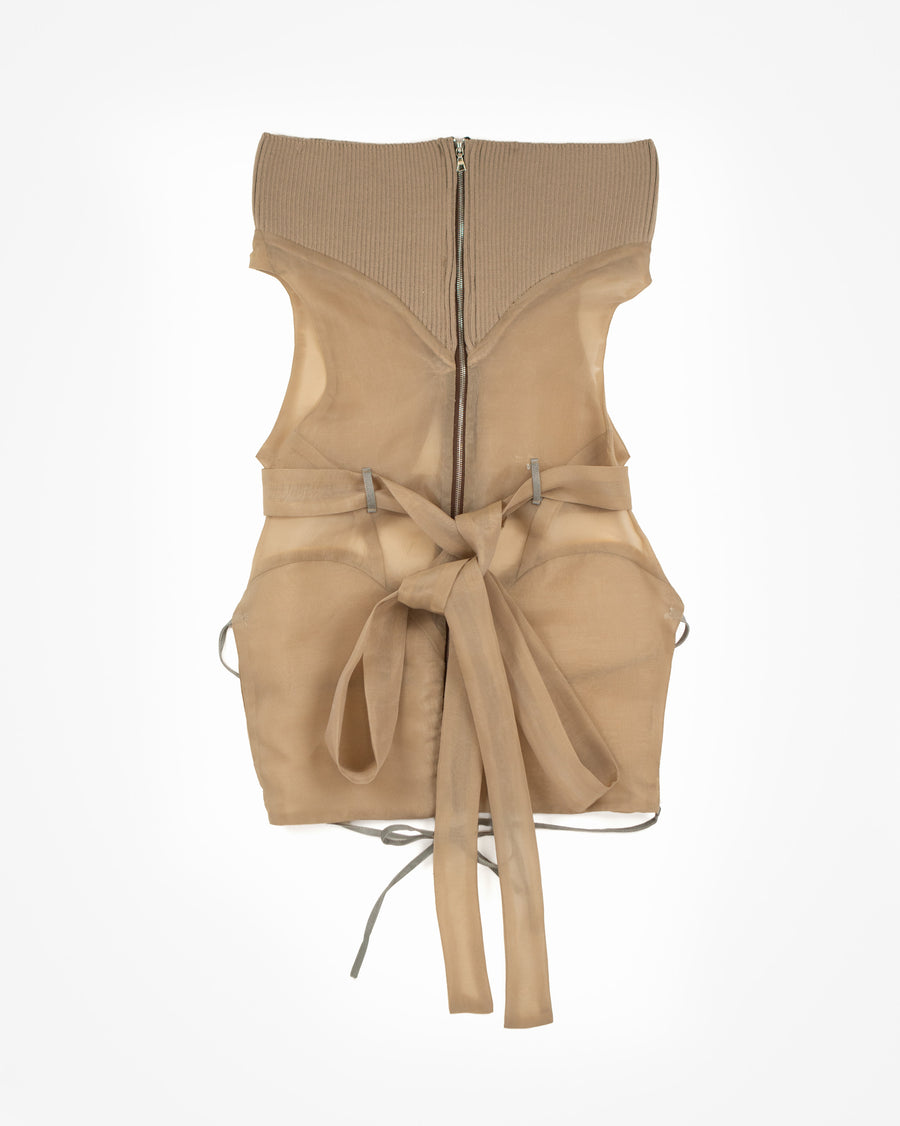 AUNTIE VEST in camel