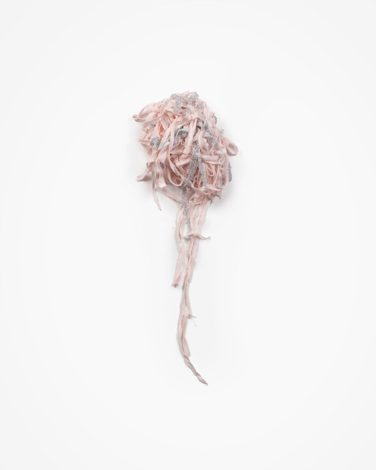 LEFTOVER BROOCH in pale pink/glitter