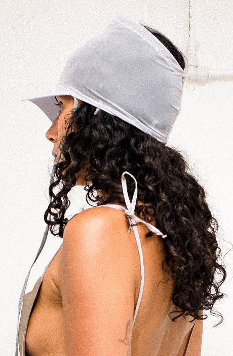 PEAK CAP in grey mesh